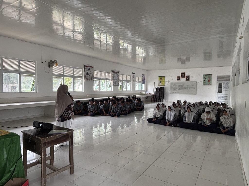 674EA56D-FCF2-4B9D-BCDE-68680CC77702_1_105_c